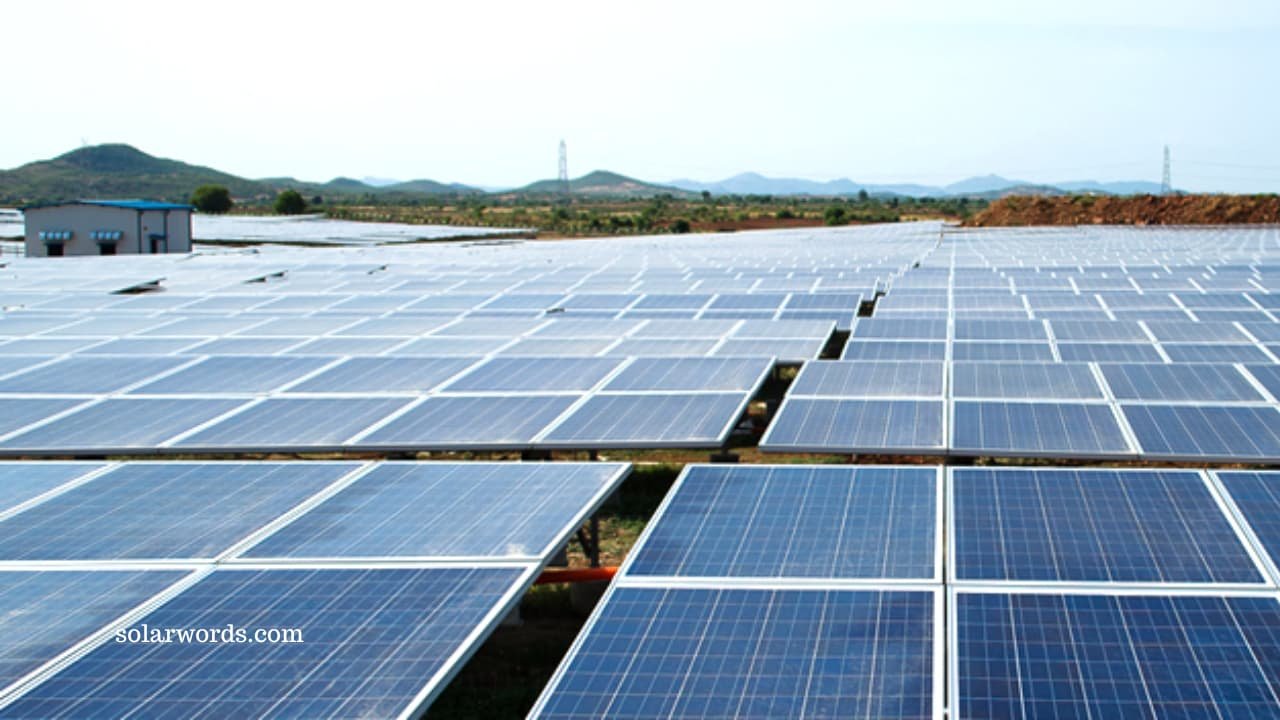 tata-power-commissions-indias-biggest-solar-and-battery-project